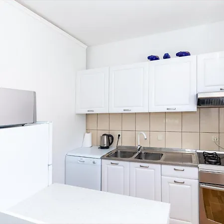 公寓 1 Bedroom Stunning In Komarna 科马尔纳