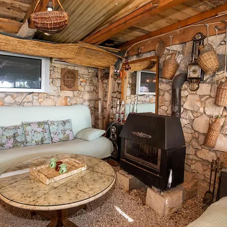 公寓 1 Bedroom Stunning In Komarna