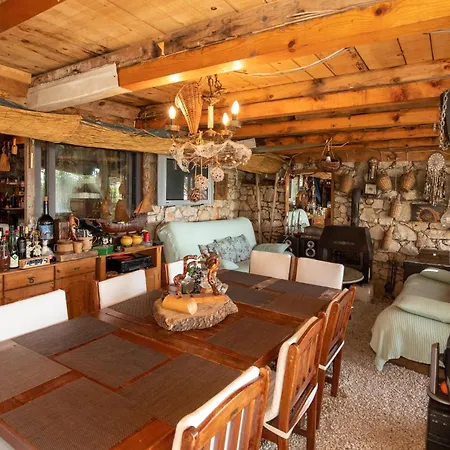 1 Bedroom Stunning In Komarna *