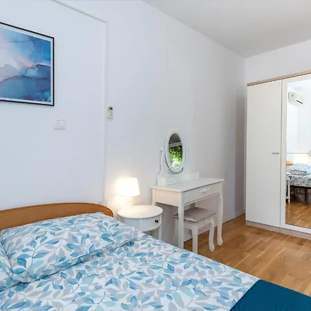 1 Bedroom Stunning In Komarna