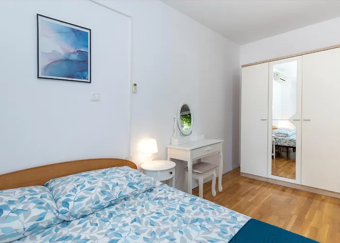 1 Bedroom Stunning In